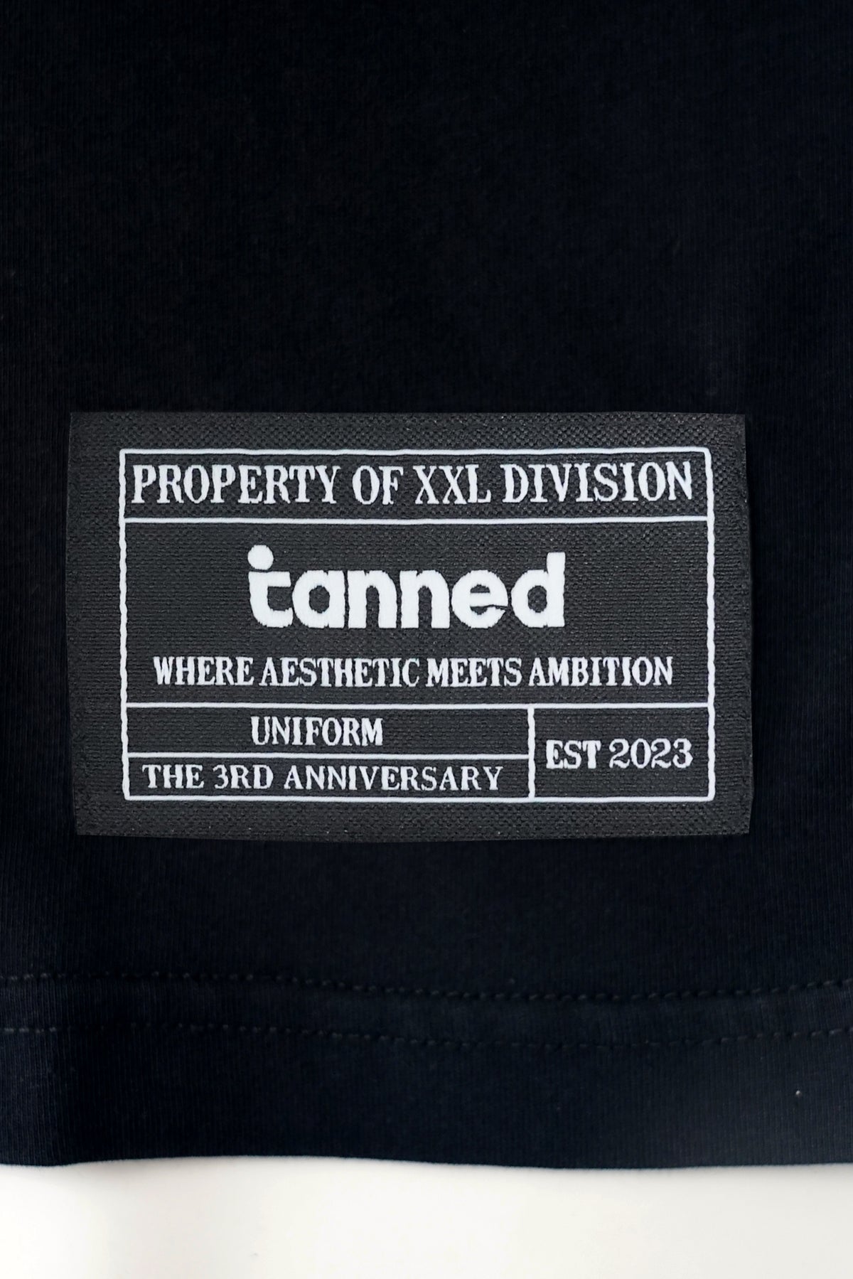 UNIFORM 001 Division Tee - Vintage Black