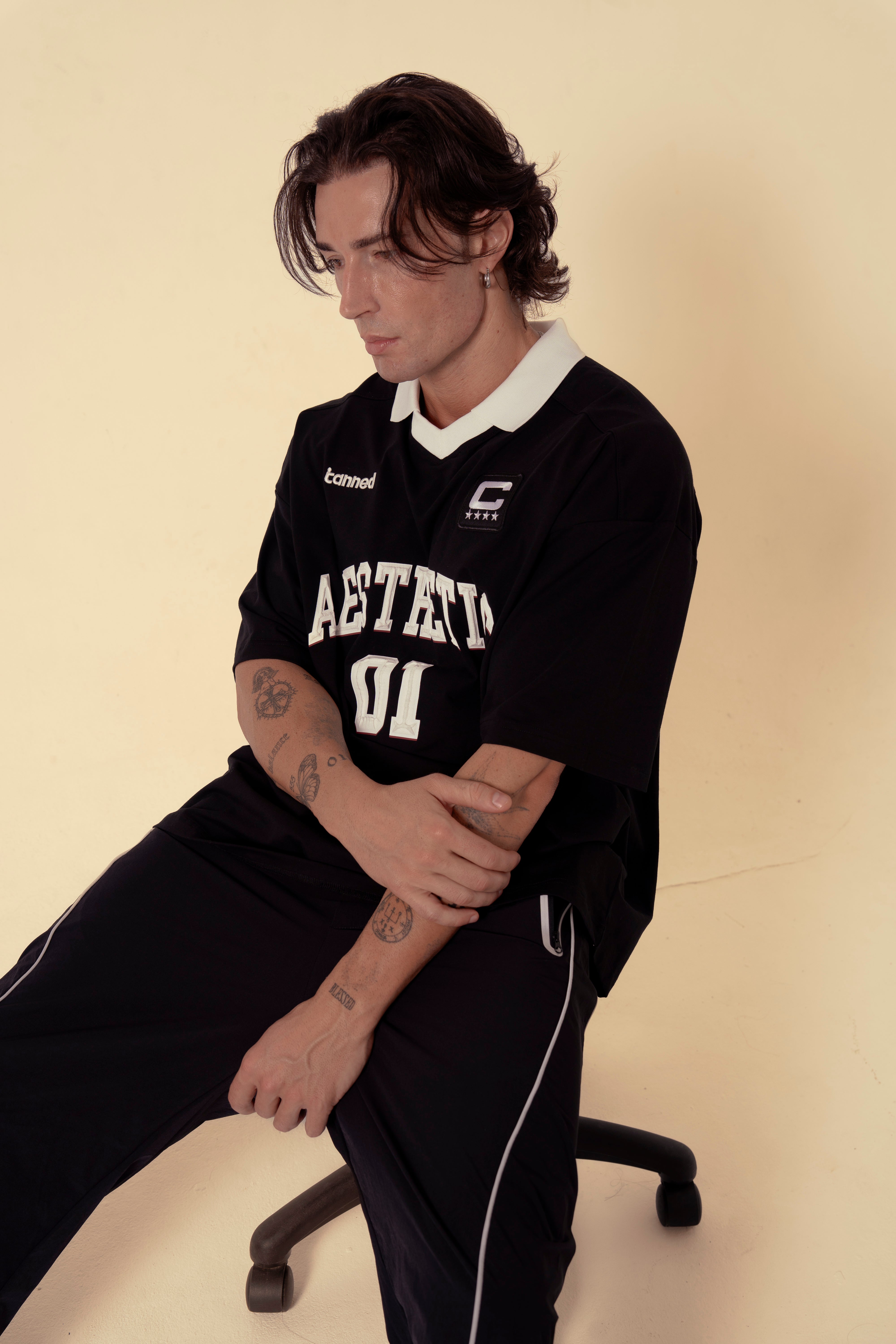 Base Aesthetic 01 Collar Tee